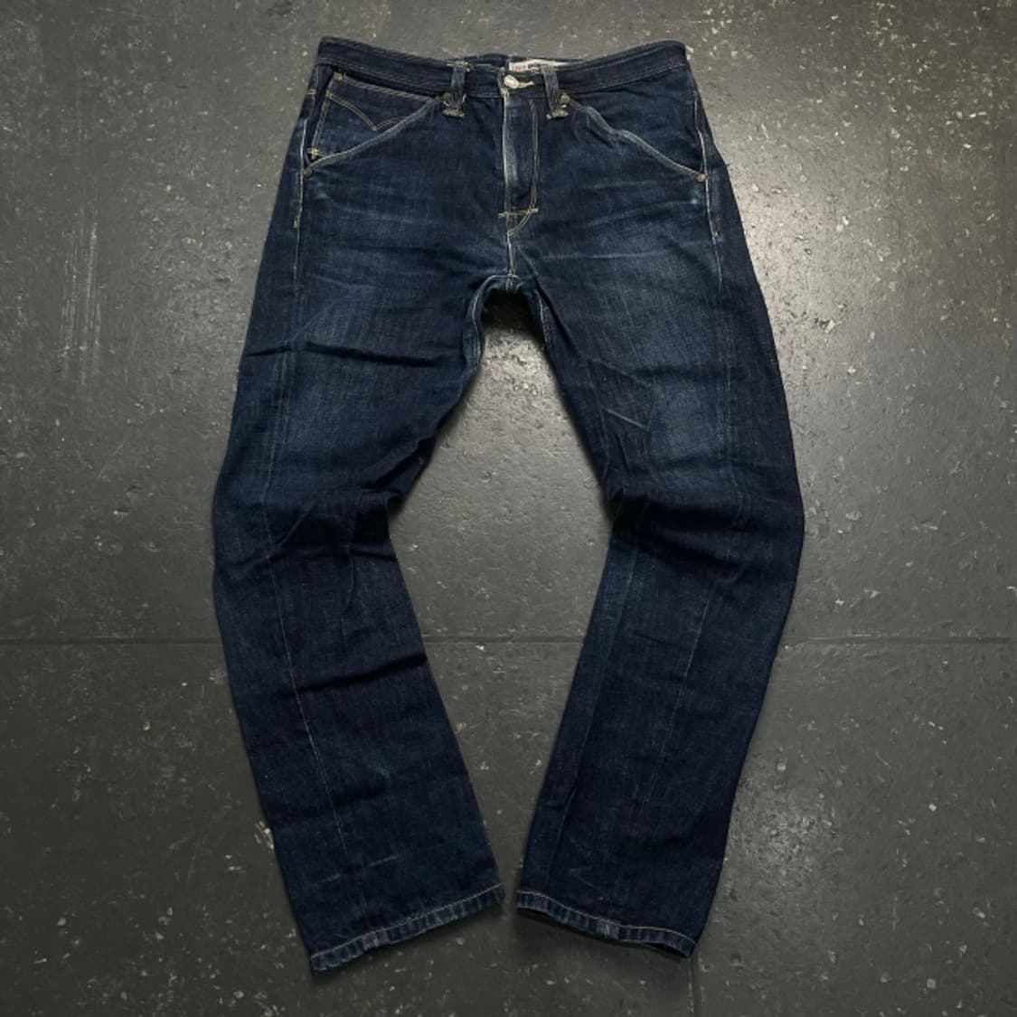 32 리바이스 엔지니어드 청바지 상품이미지1