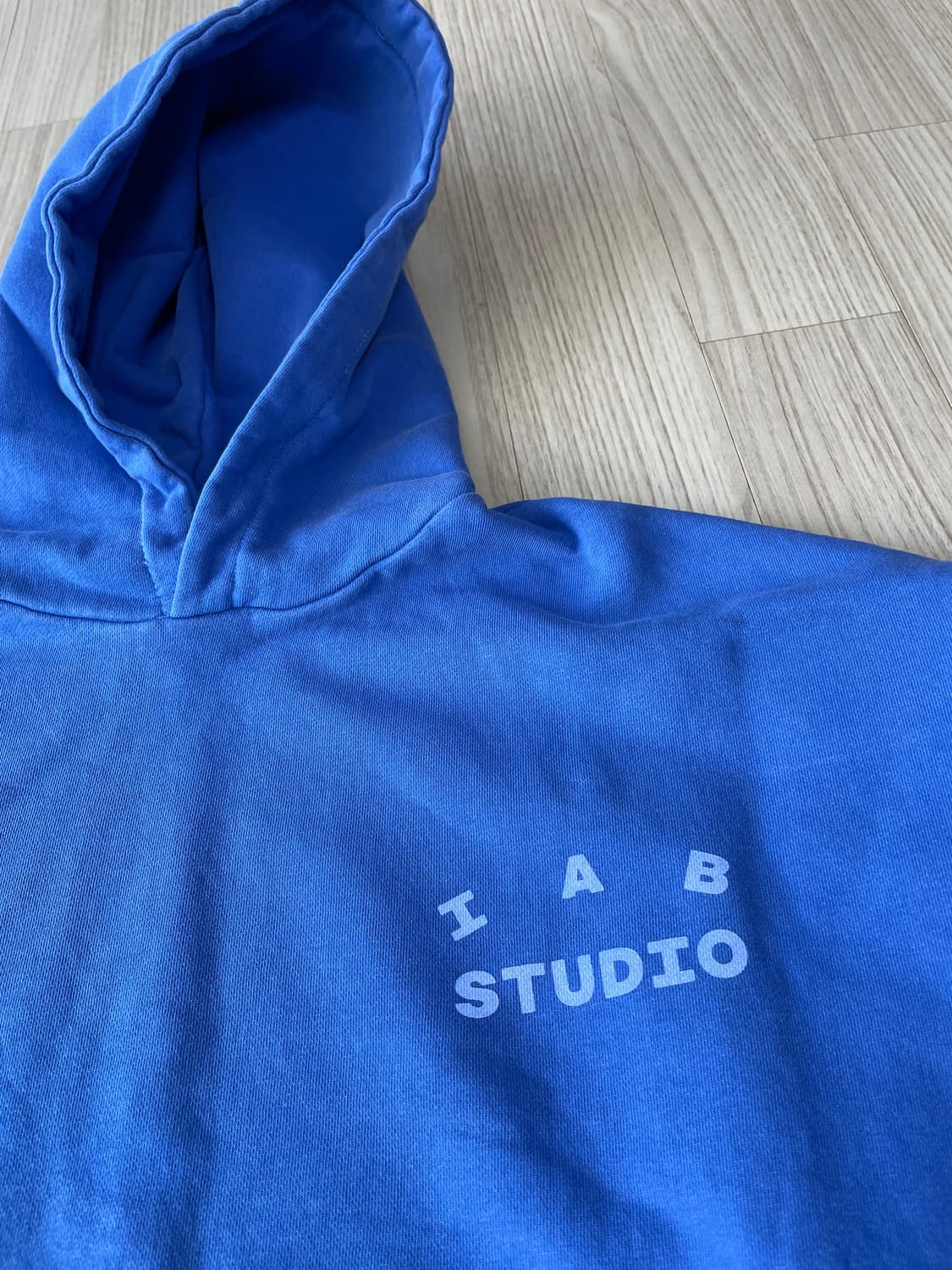 [새상품] 아이앱 스튜디오 피그먼트 후드 로얄 블루 상품이미지4