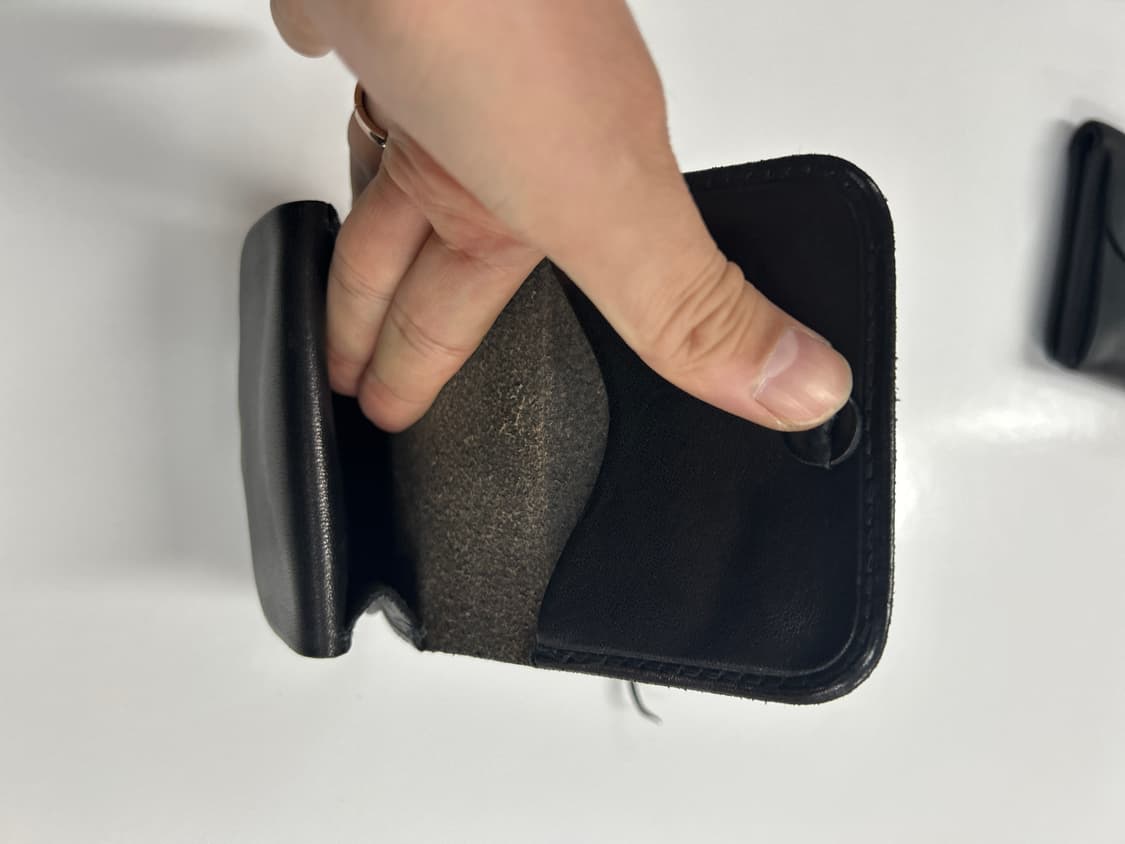 goros 고로스 블랙 새들레더 콘초 카드지갑 상품이미지9