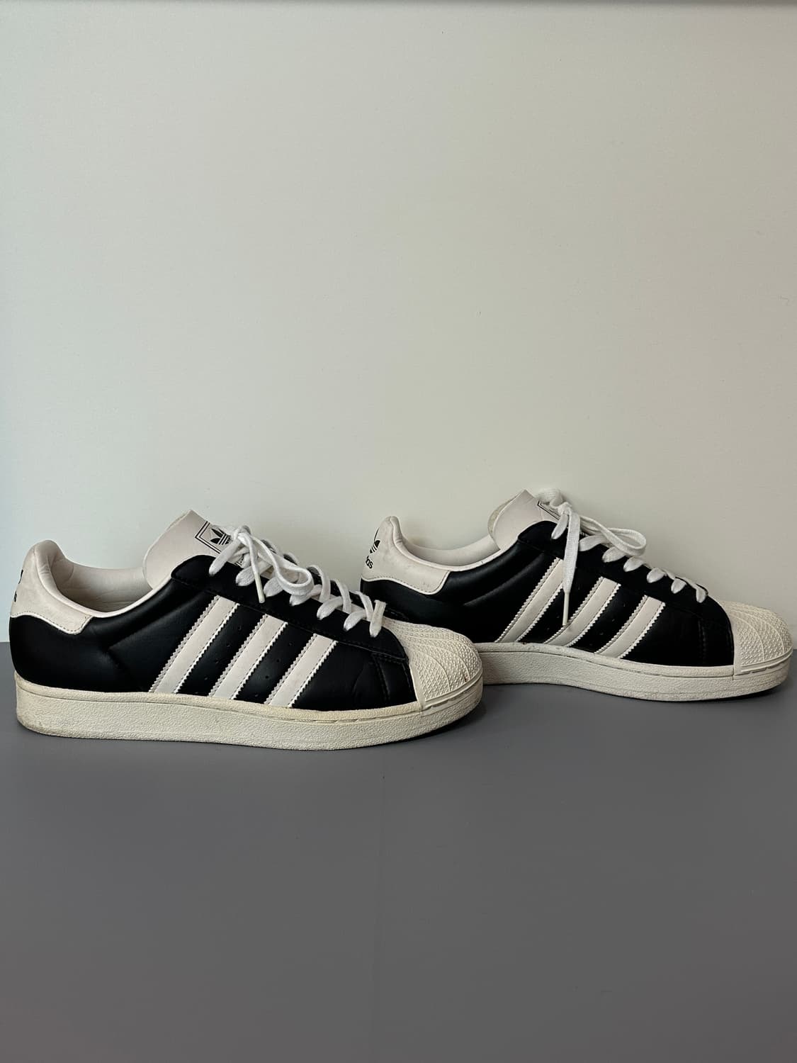 아디다스 슈퍼스타82 검흰 운동화 상품이미지3
