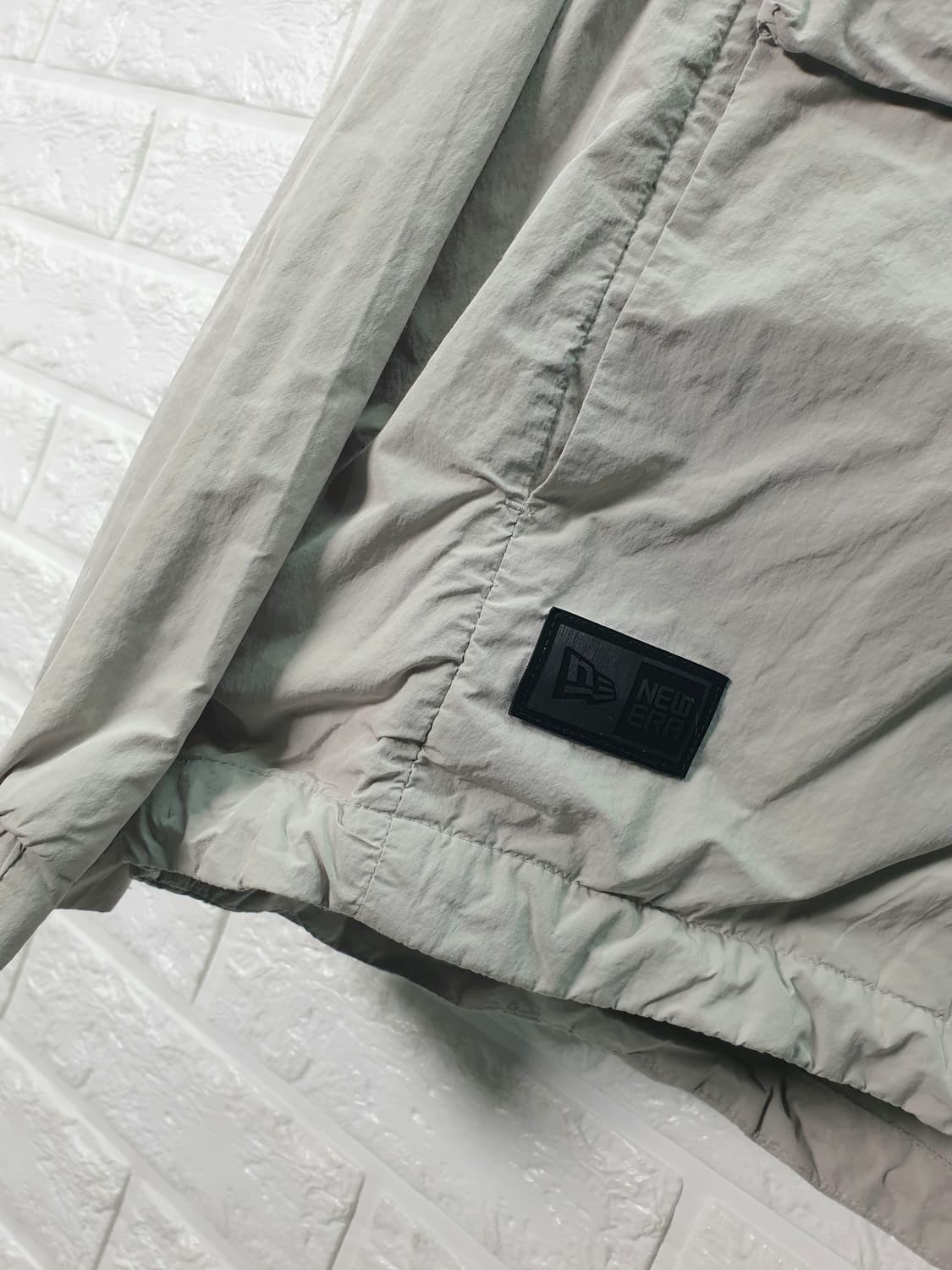 [95]뉴에라 블랙라벨 하이프 테크 윈드브레이커 상품이미지8