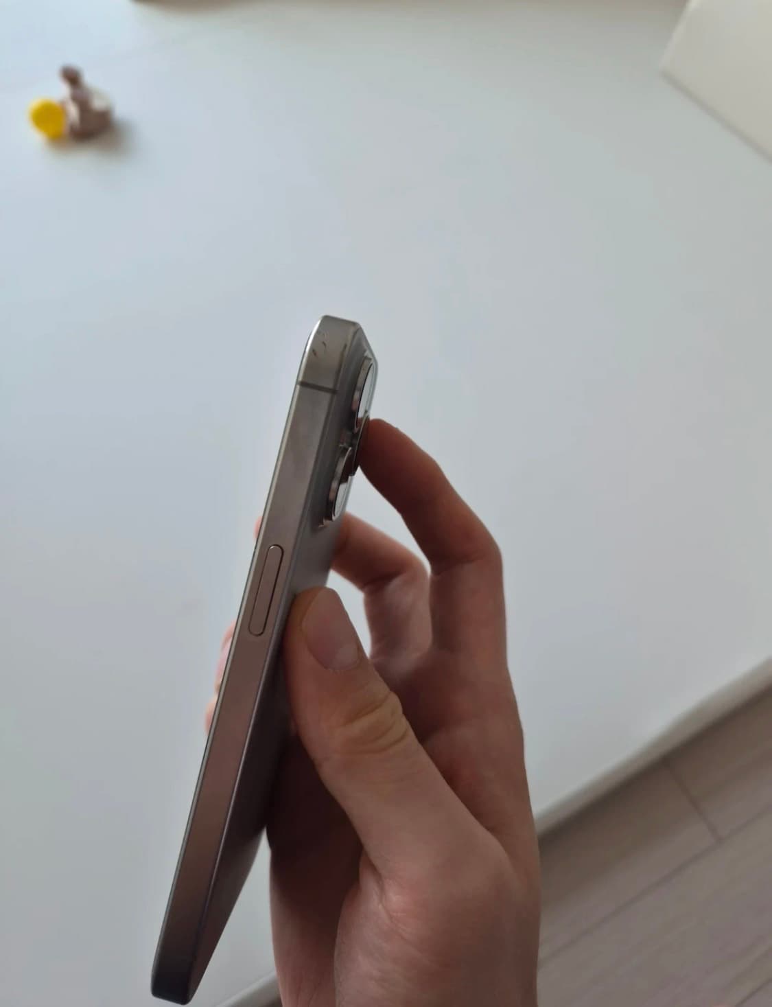 아이폰15프로 128gb 내추럴티타늄 무음 상품이미지9