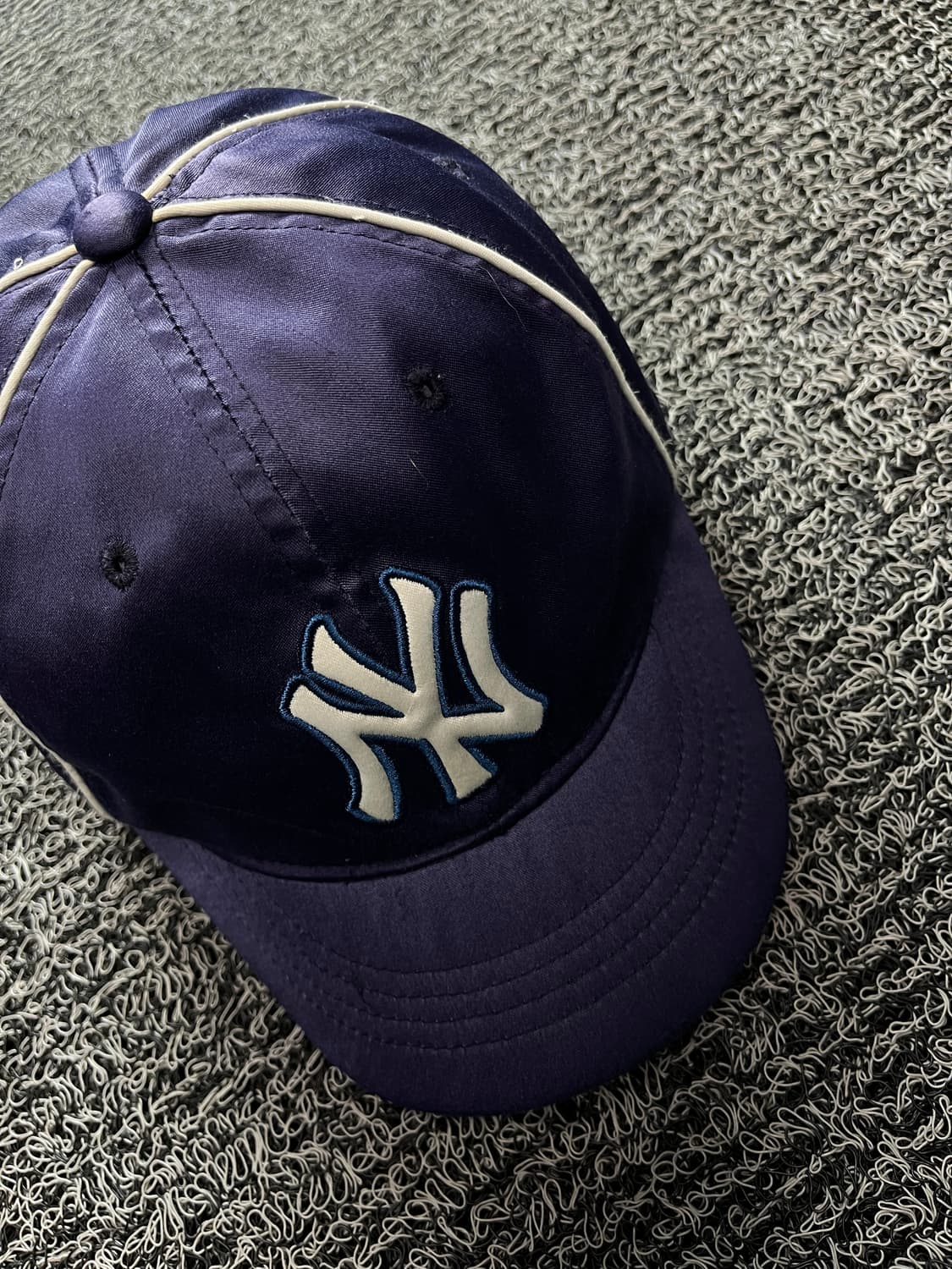 MLB 뉴욕 양키스 빅로고 새틴 볼캡 상품이미지3