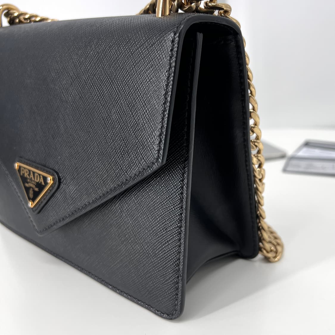 프라다 엔벨롭 사피아노 체인 숄더백 & 크로스백 블랙 (1BD200) 상품이미지9