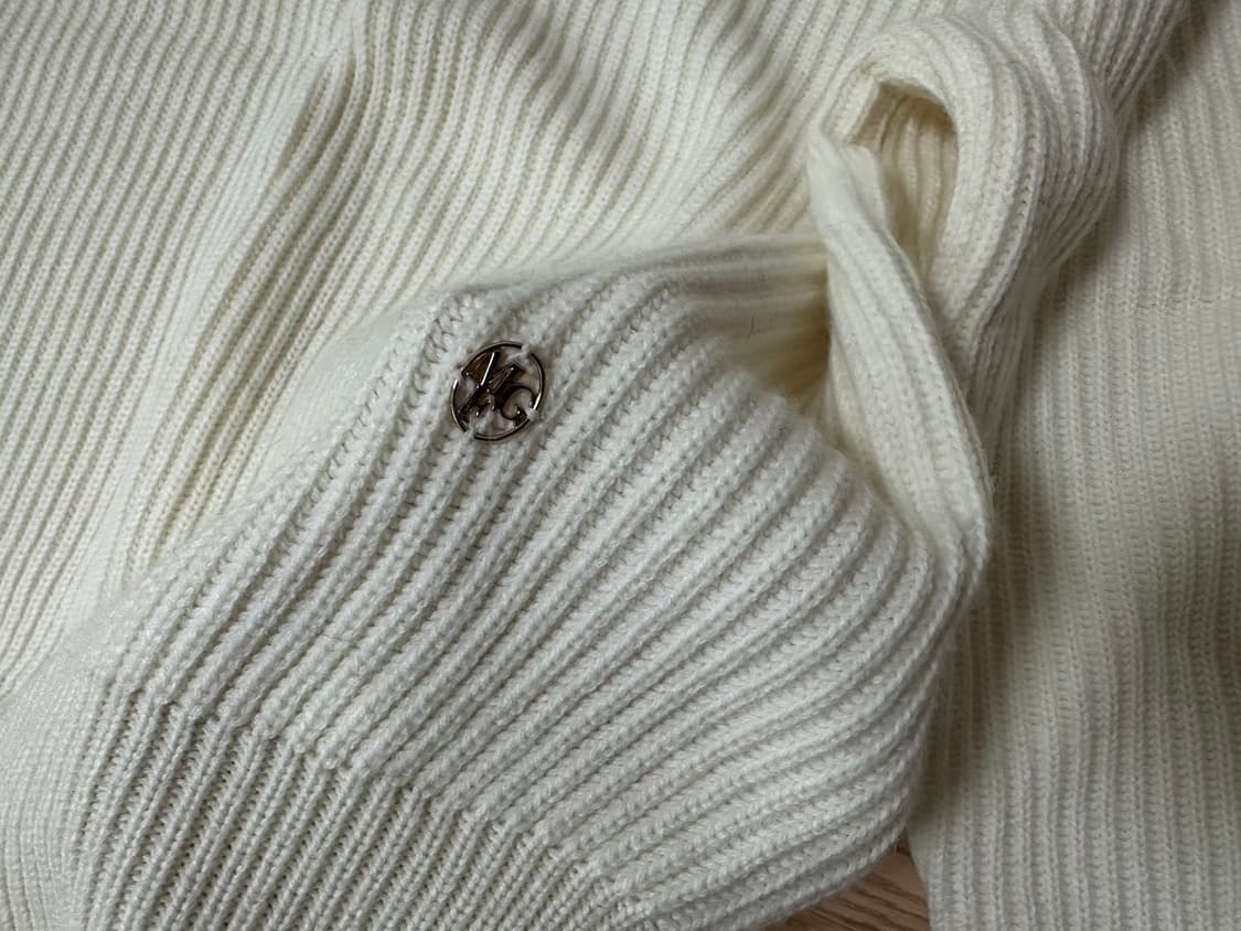 마리떼프랑소와저버 니트 (2회착용) 상품이미지3