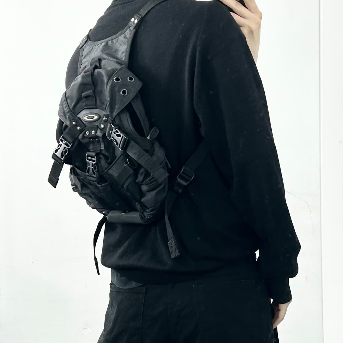 오클리 아이콘 미니 백팩 상품이미지2