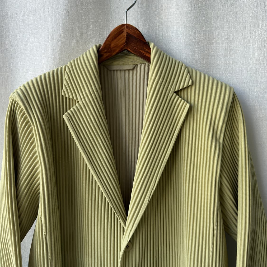 이세이 미야케 옴므 플리세 플리츠 테일러드 자켓 베이지 그린 2사이즈 상품이미지4