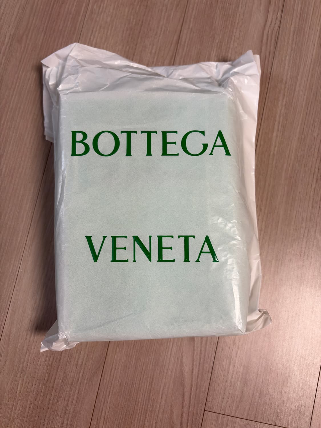 [새상품] 최신상 보테가베네타 인트레치아토 반지갑 상품이미지4