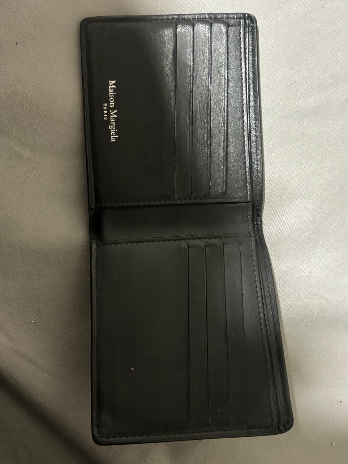 메종 마르지엘라 블랙 사피아노 반지갑 상품이미지3