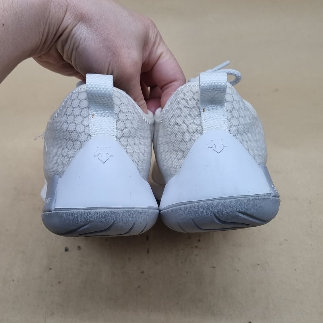 데상트 미라클 여성운동화240  상품이미지4