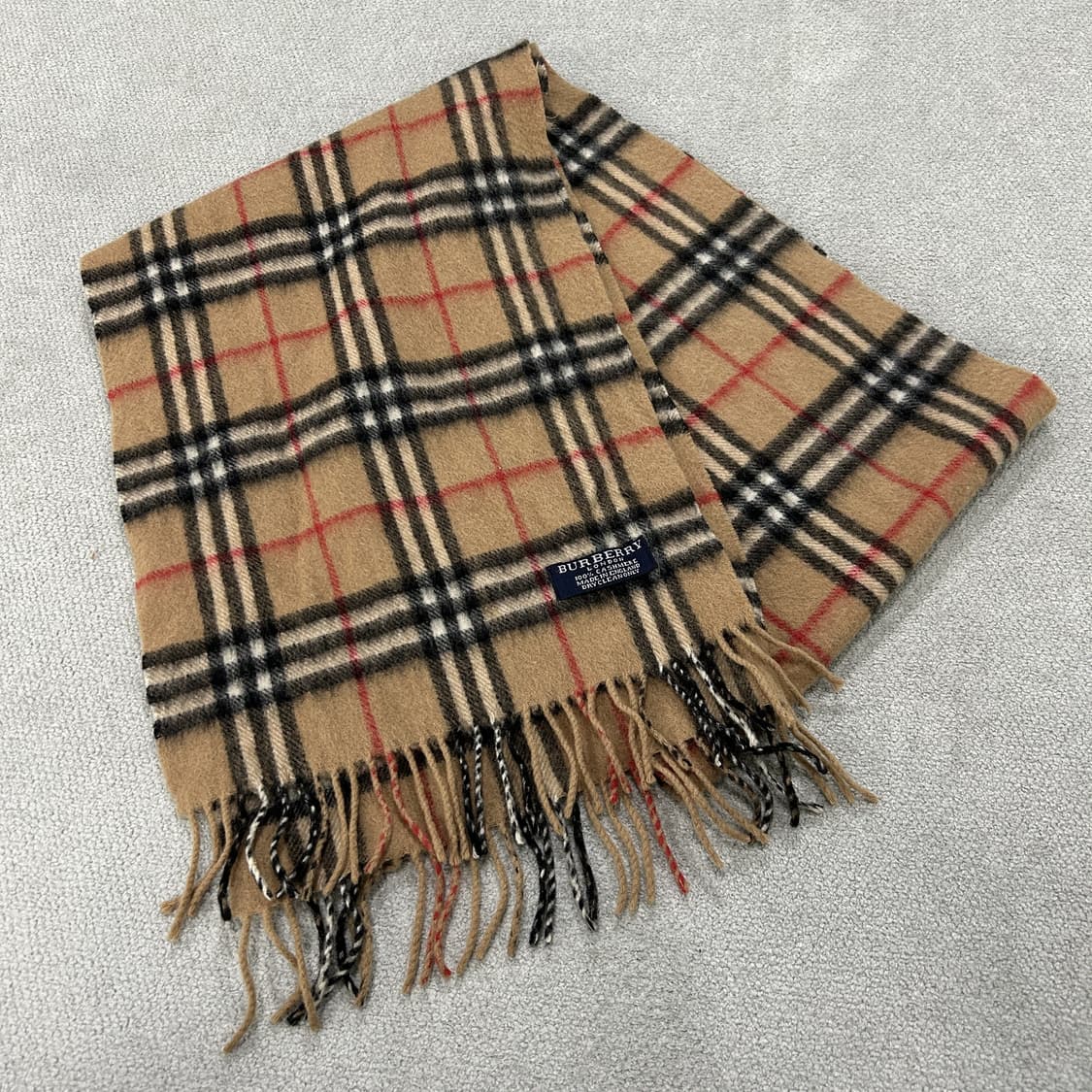 버버리 캐시미어 머플러 클래식 체크 상품이미지1