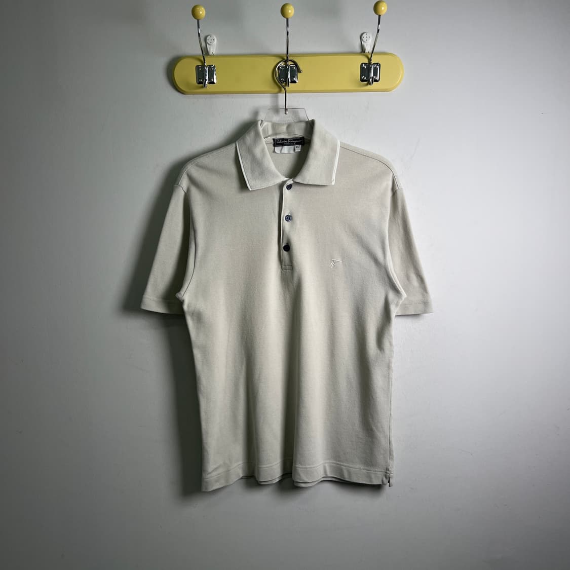 페라가모 빈티지 라이트 그레이 반팔 폴로 셔츠 XS 상품이미지1