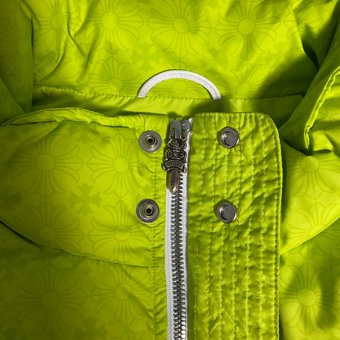 [L] 크롬하츠 스티프 STIFF V2 푸퍼 패딩 베스트 라임 상품이미지4