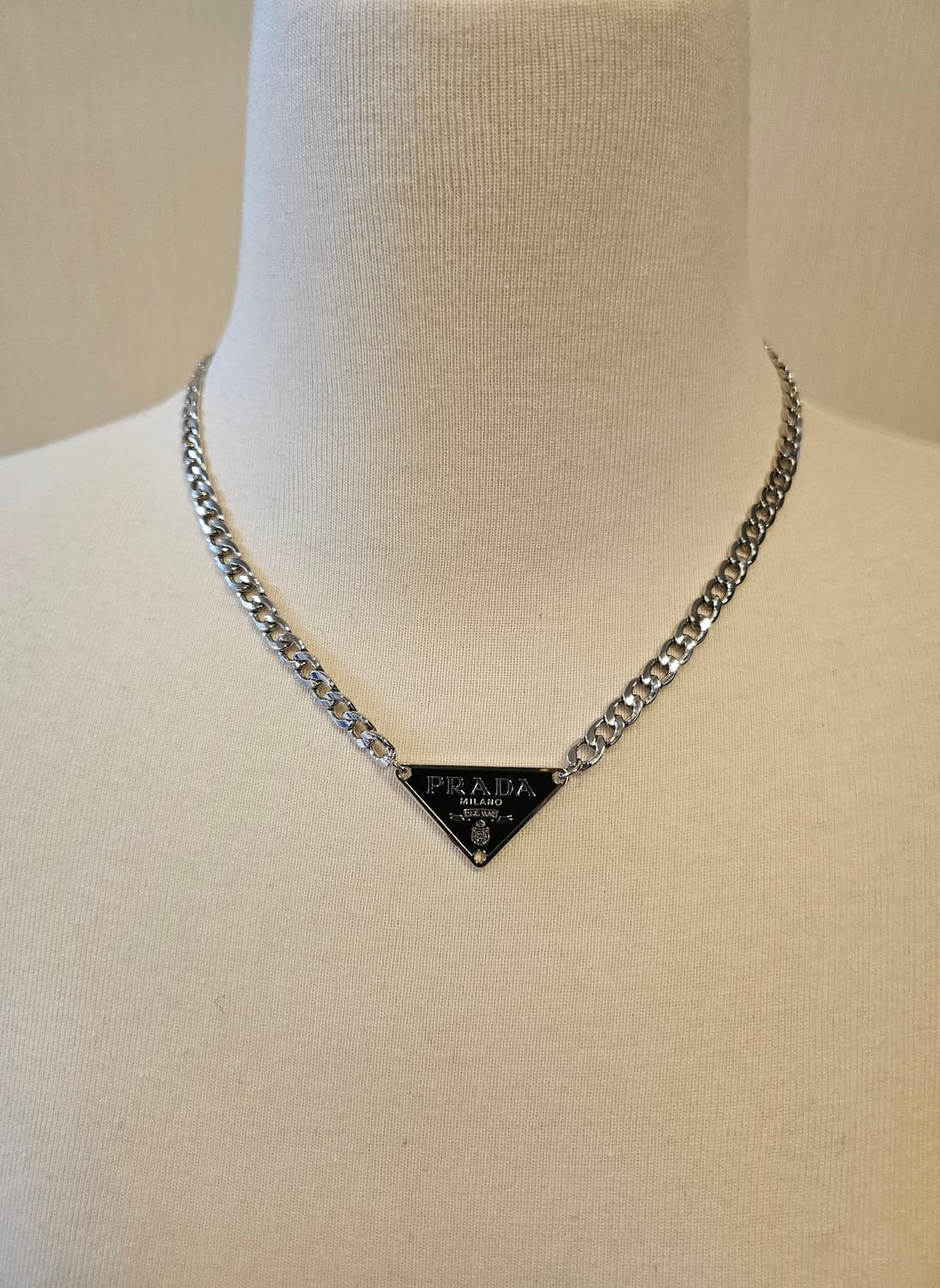 프라다 업사이클링 굵은체인 목걸이 상품이미지6