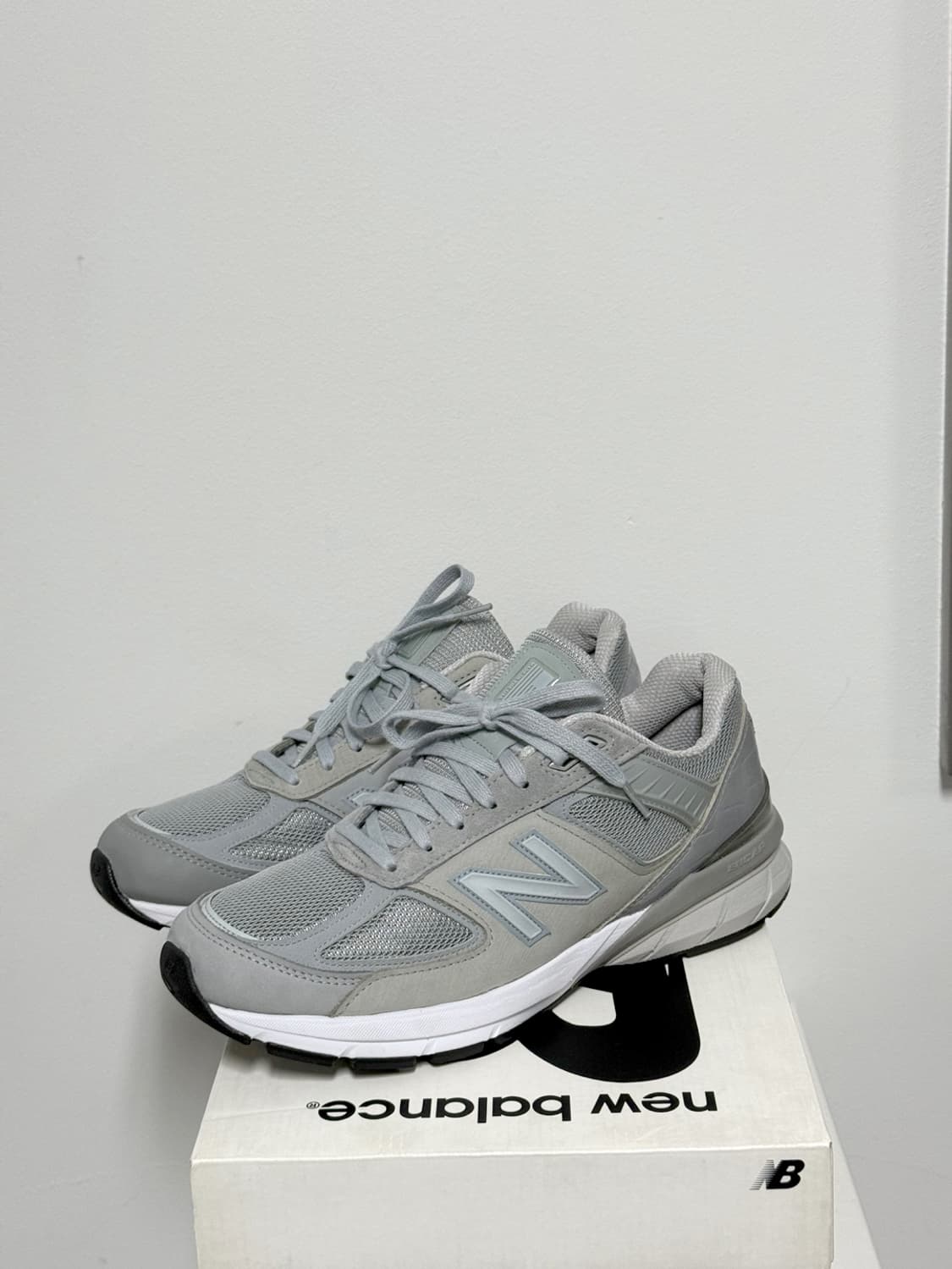 [275] 뉴발란스 x 엔지니어드가먼츠 엔가 990v5 그레이 상품이미지1