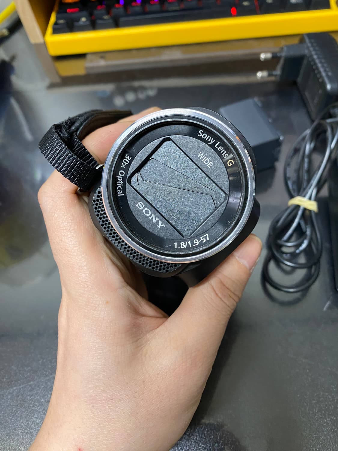 Sony HDR-PJ670 캠코더 상품이미지3