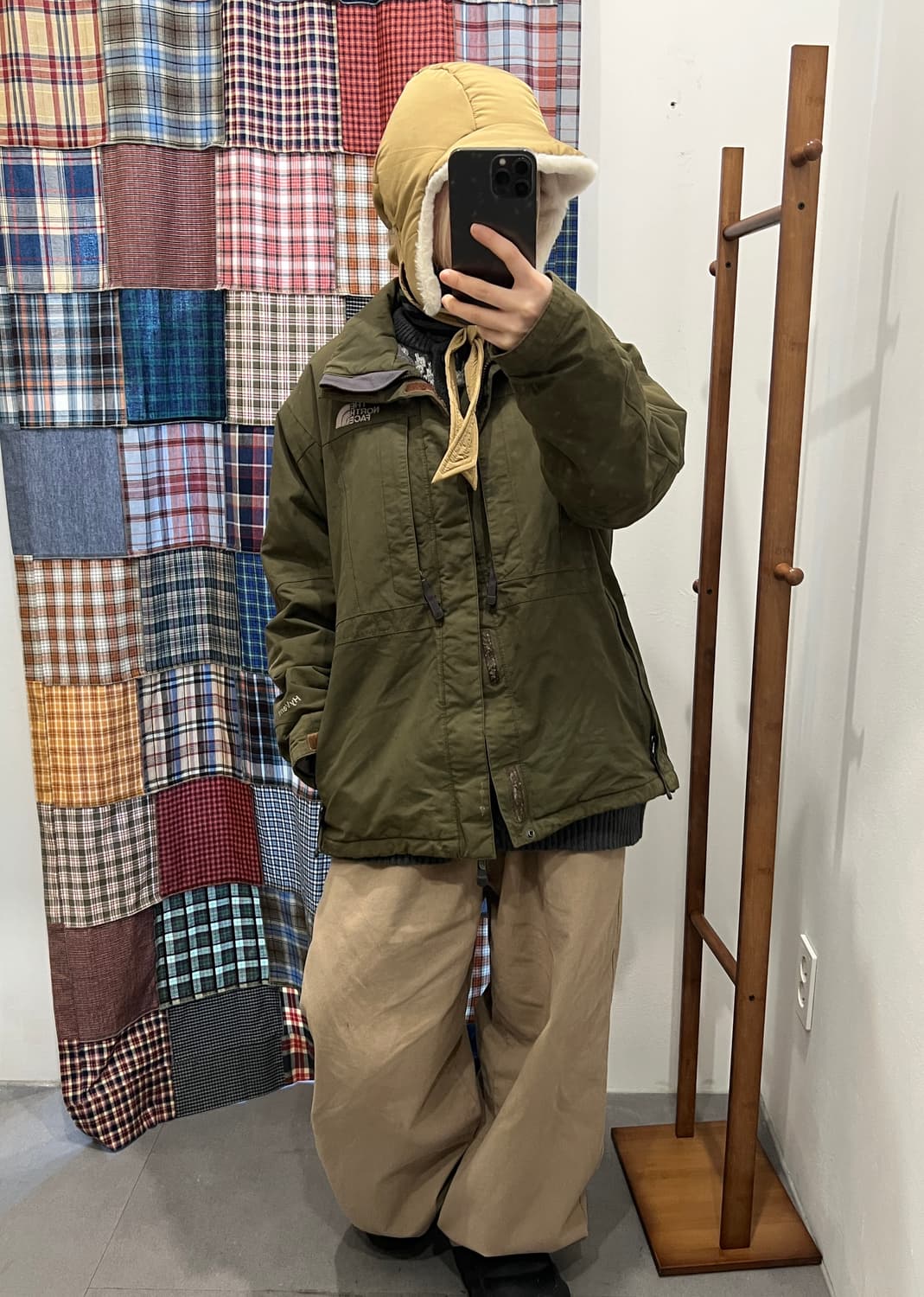 노스페이스 카키 패딩 상품이미지5