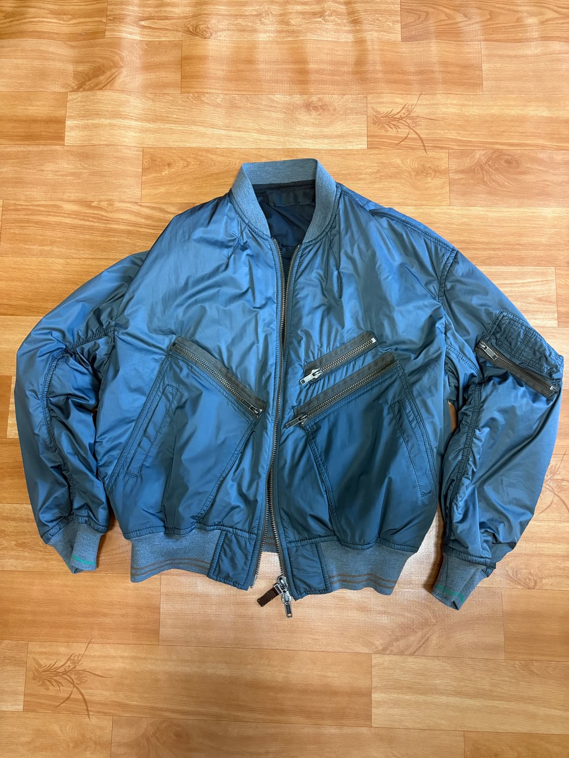 하이더아커만 19ss Grey Zipped Nylon Bomber 상품이미지4