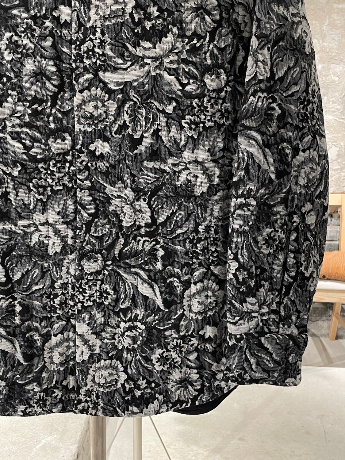 아노니모아노니마 그레이 플로랄 히든 스냅 자켓 상품이미지5