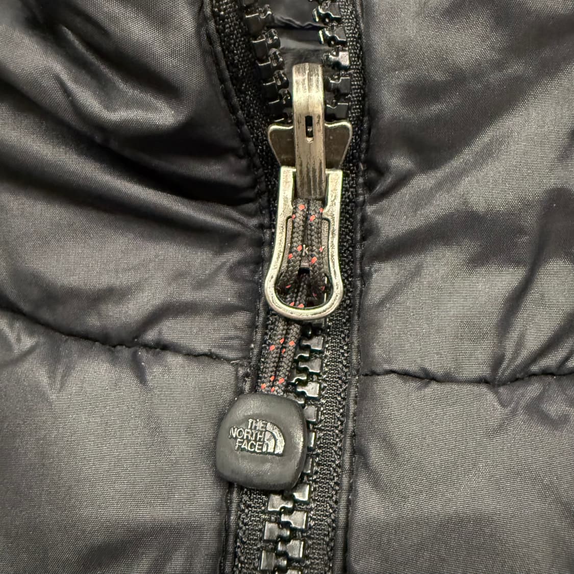 [정품/100] 노스페이스 블랙 패딩 점퍼 b18 상품이미지8