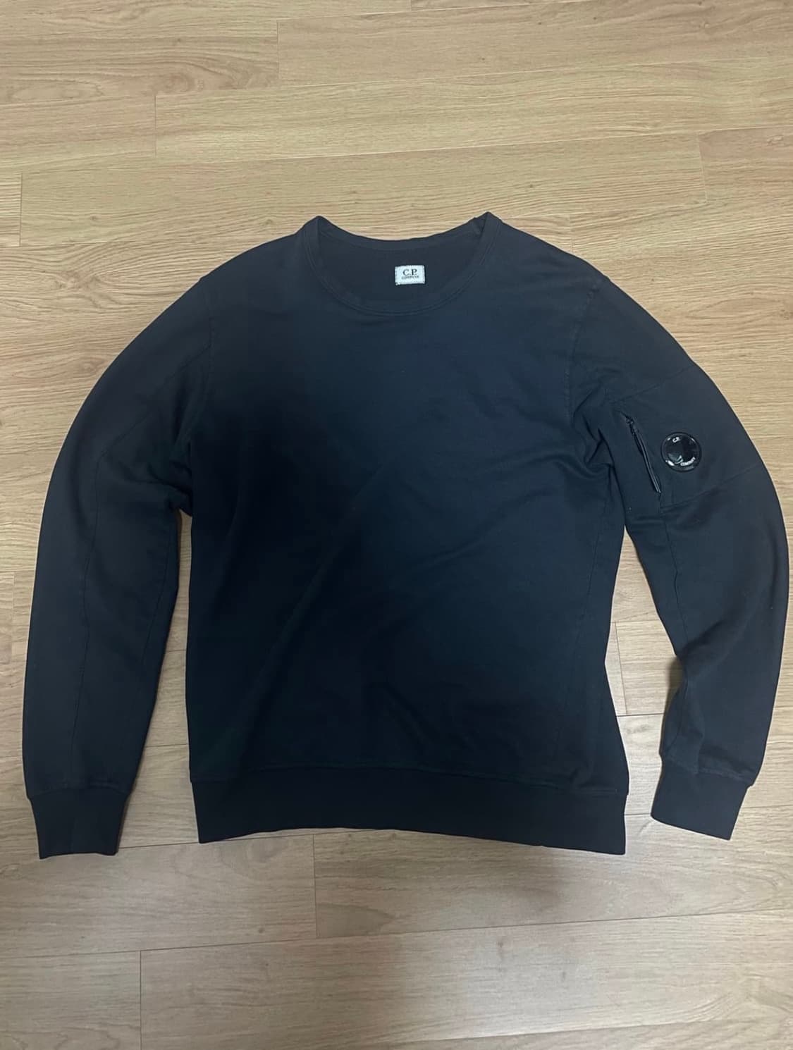 새상품급 cp컴퍼니 맨투맨  상품이미지1