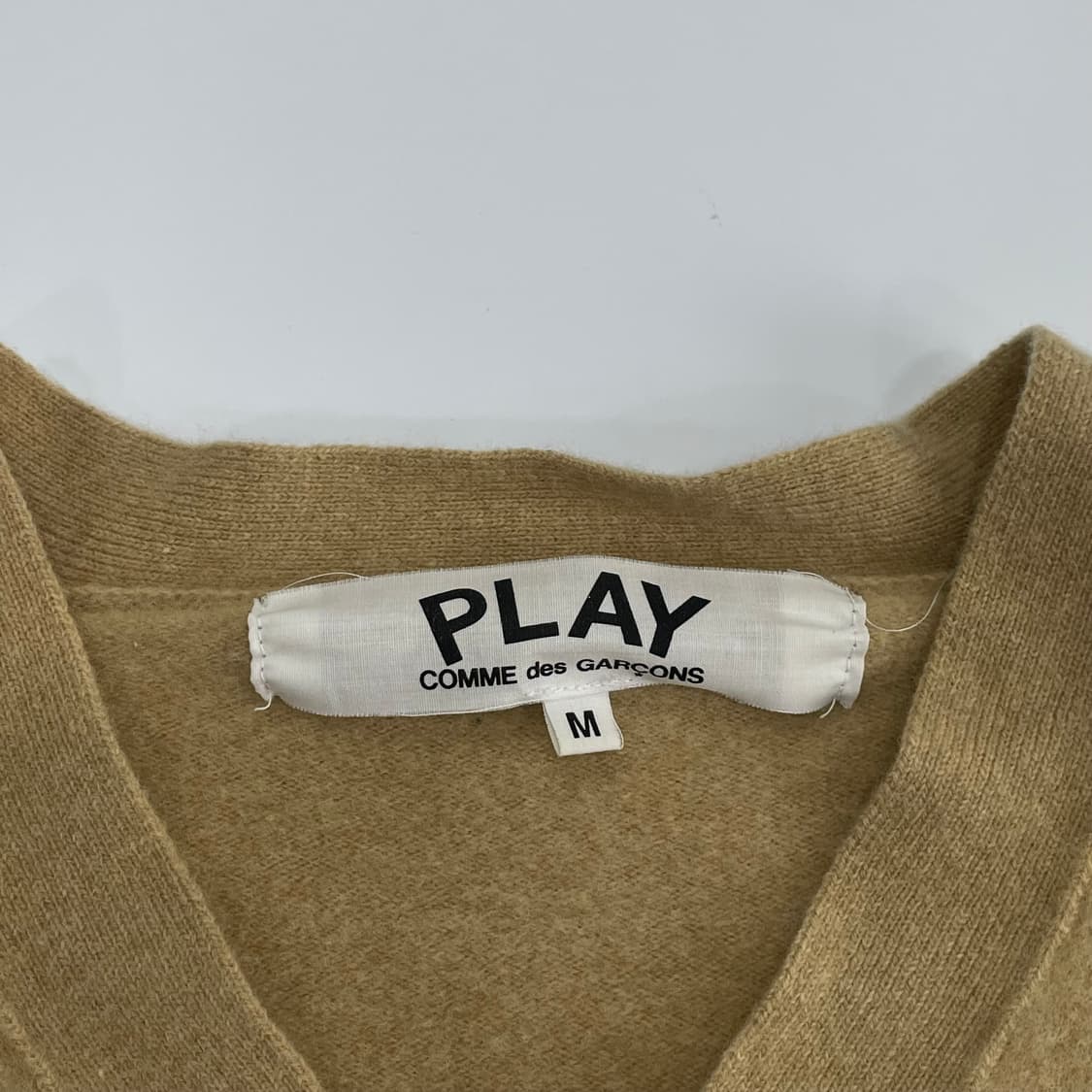 Comme des garçons 꼼데가르송 베이지 가디건 상품이미지5