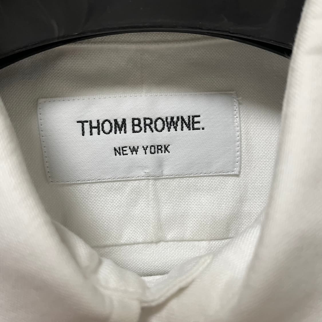 정품 2) 톰브라운 옥스포드 암밴드 삼선 셔츠 상품이미지2