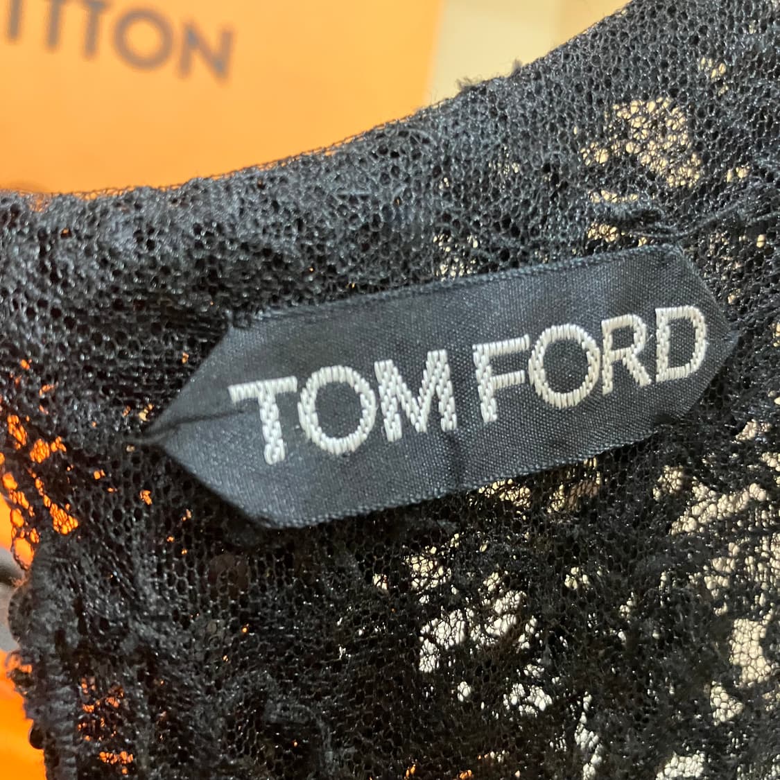 톰포드 시퀸 블랙 레이스 시스루 가디건 42 상품이미지2