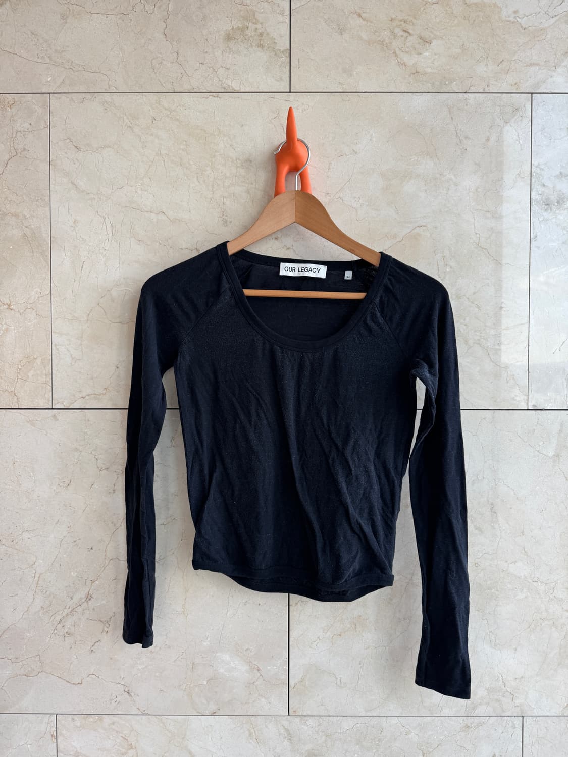 아워레가시 Our Legacy 딥 넥 롱슬리브 티셔츠 블랙 34 상품이미지2