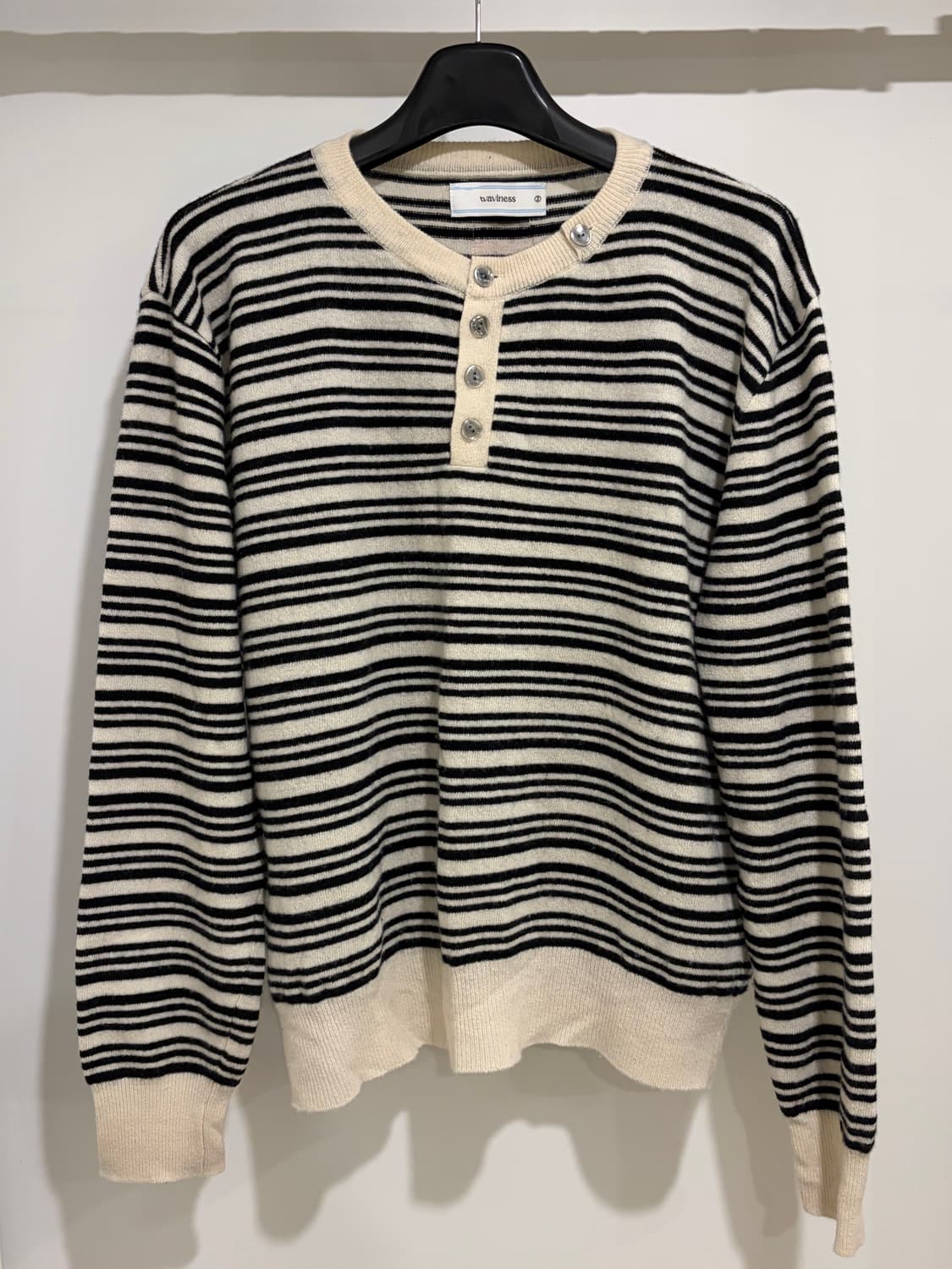 웨이비니스 waviness 스트라이프 헨리넥 니트 2사이즈 상품이미지2