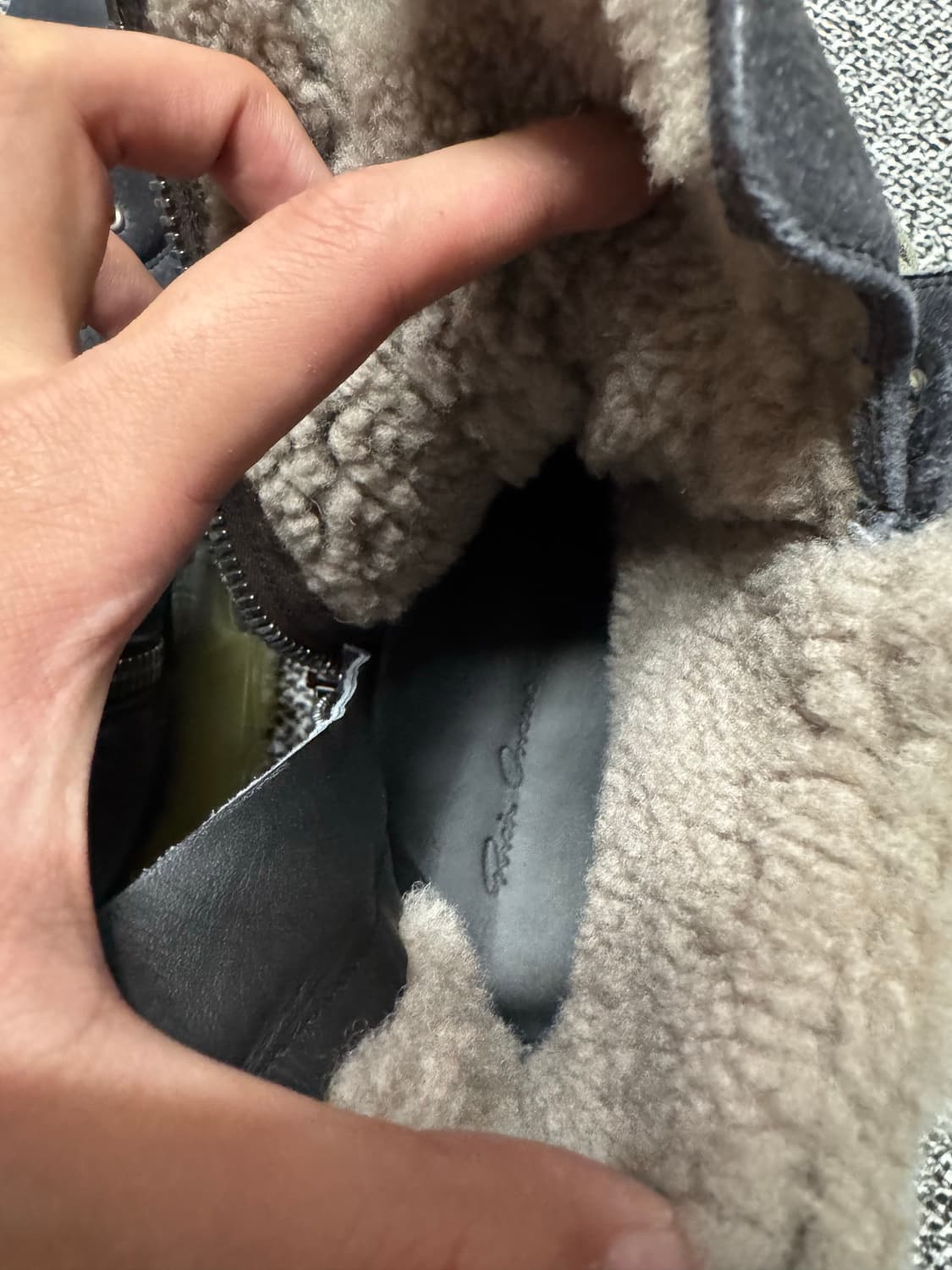 릭오웬스 무스탕 트랙터 부츠 상품이미지7