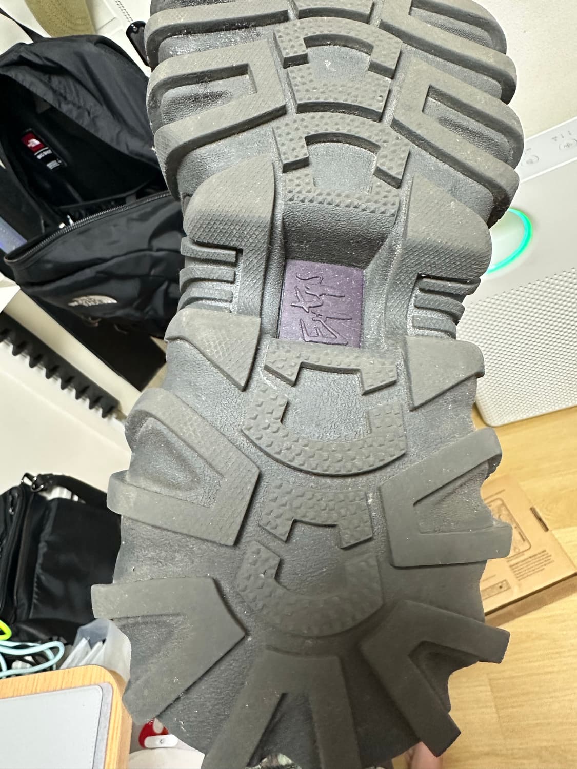 [정품] 이티스(Eytys) 헤일로 블랙 EU 42 (270) 판매합니다 상품이미지4