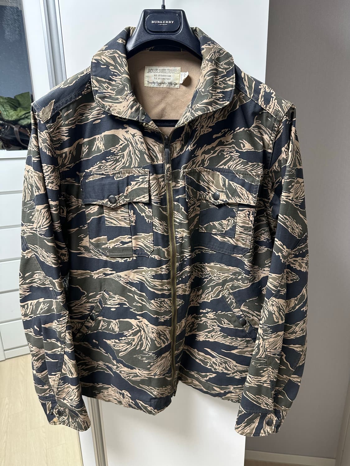 트로피클로딩 타이거 자켓 42 상품이미지1