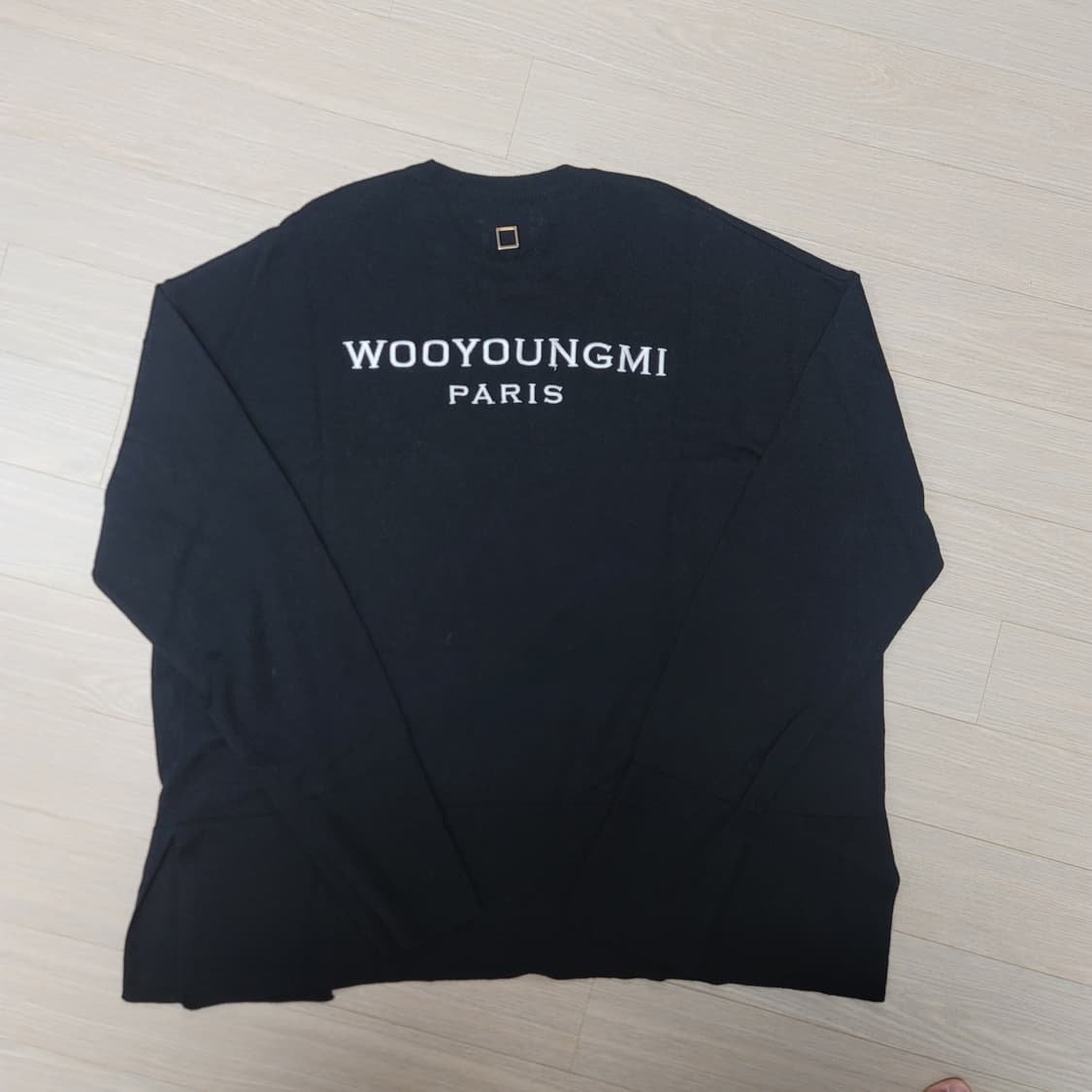 우영미 20ss 백로고 니트 블랙 상품이미지2