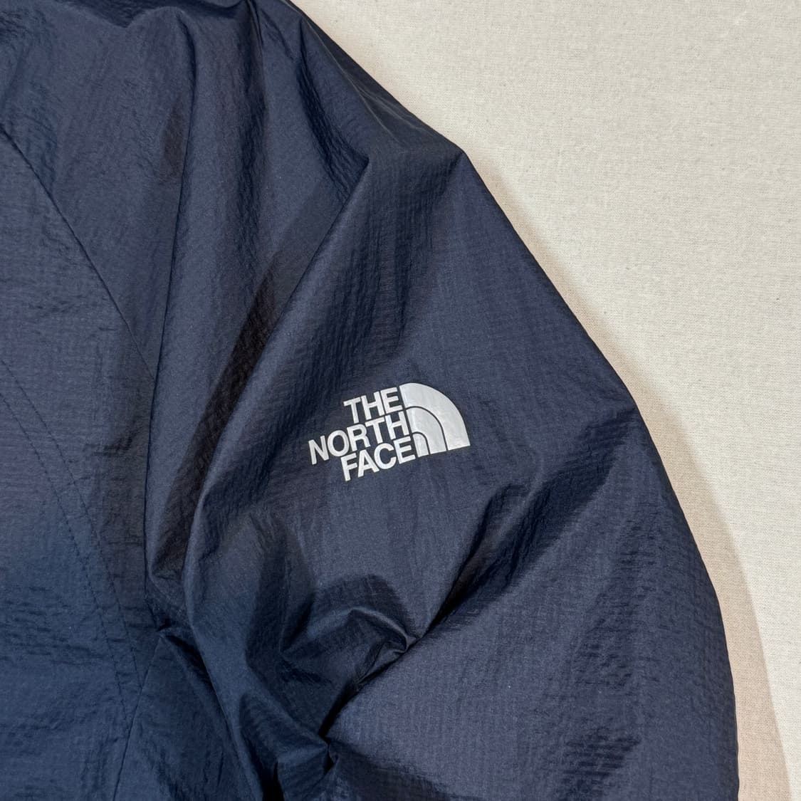 XL) 노스페이스 후드 얇은 바람막이 네이비 상품이미지3