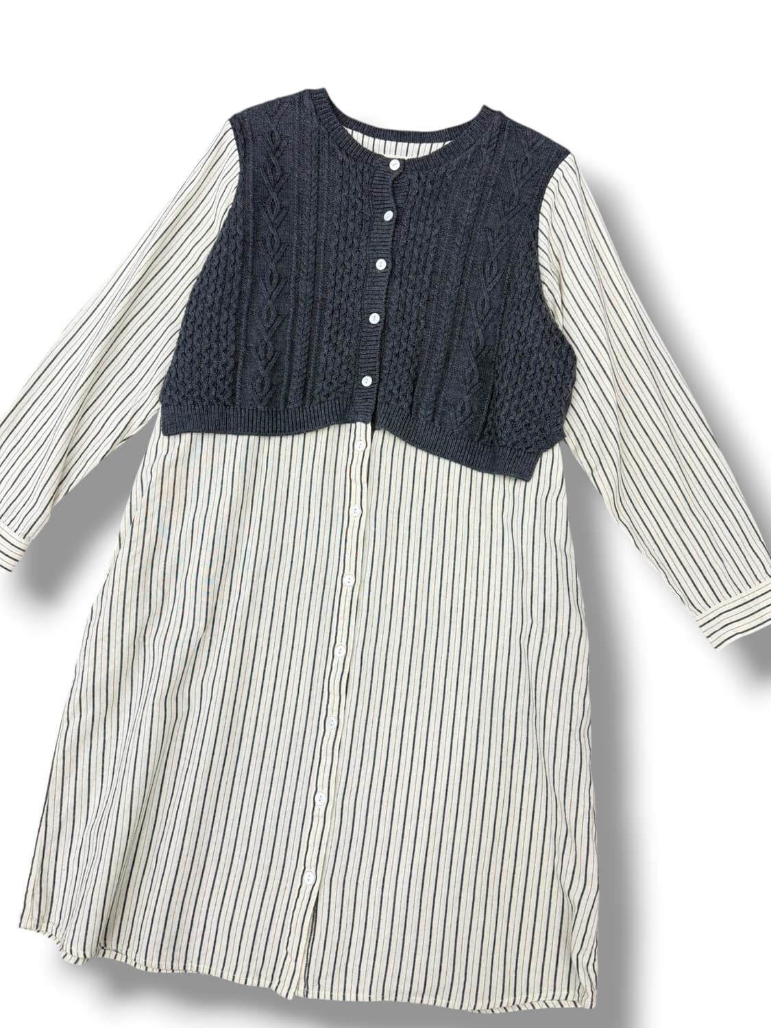 빔즈 하트 스트라이프 니트 배색 원피스 상품이미지3