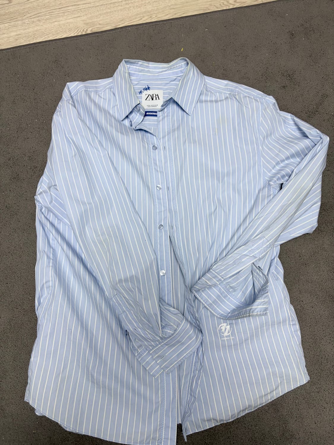 정품) 아더에러 X 자라 콜라보 스트라이프 셔츠 M 상품이미지3