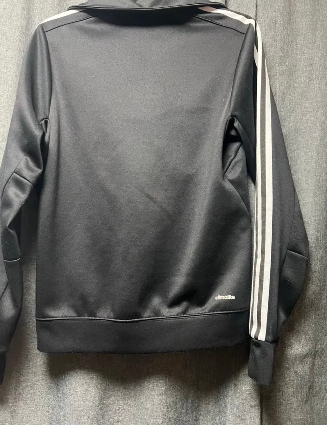 아디다스 블랙 져지 판매합니다 상품이미지2