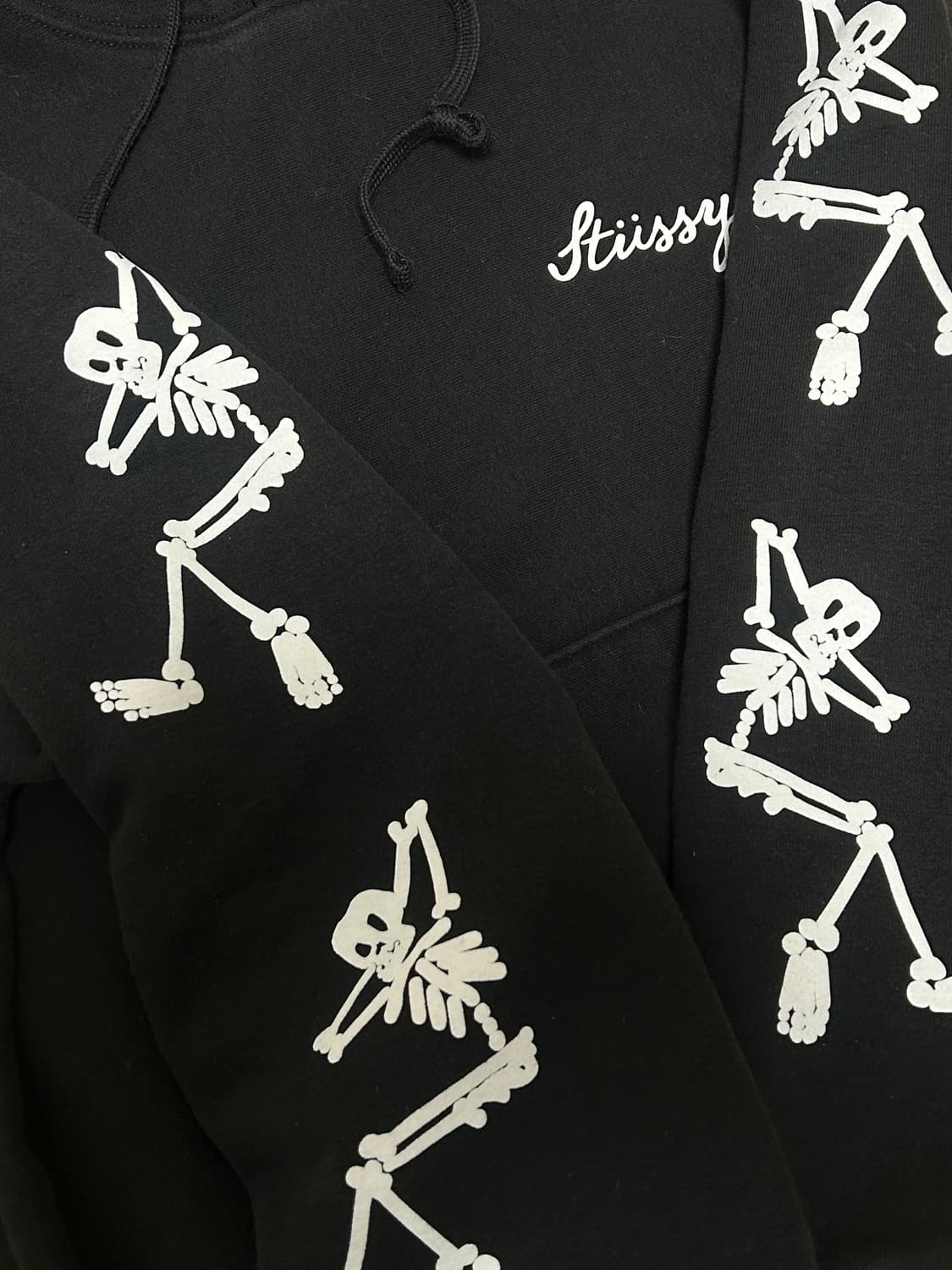 스투시 파라다이스 로스트 스컬 블랙 후드티 상품이미지4