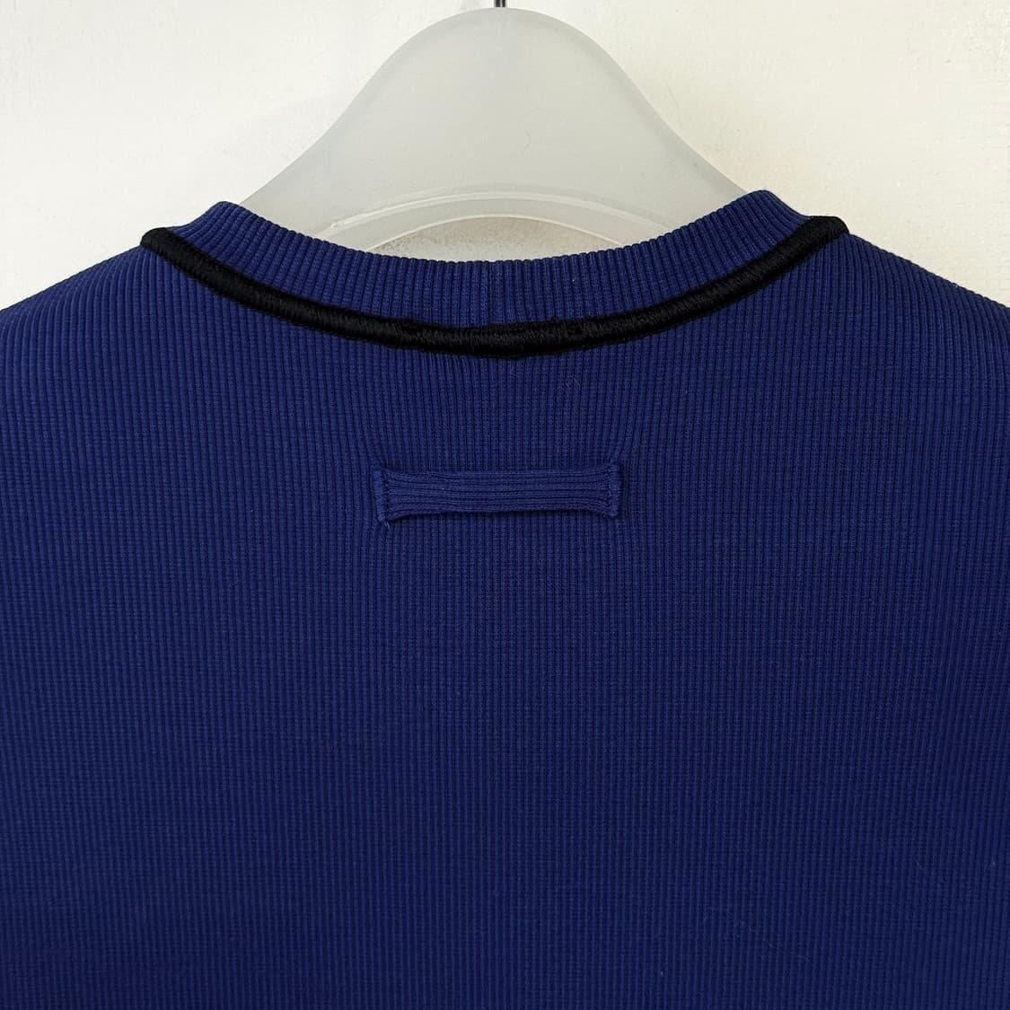 장 폴 고티에 2025 로고 패치 티셔츠 상품이미지6