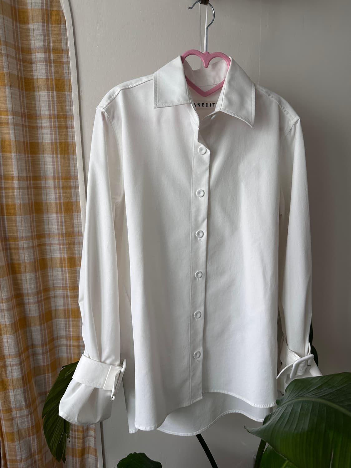 W컨셉 언에디트 여성 화이트 셔츠 프리사이즈 상품이미지4