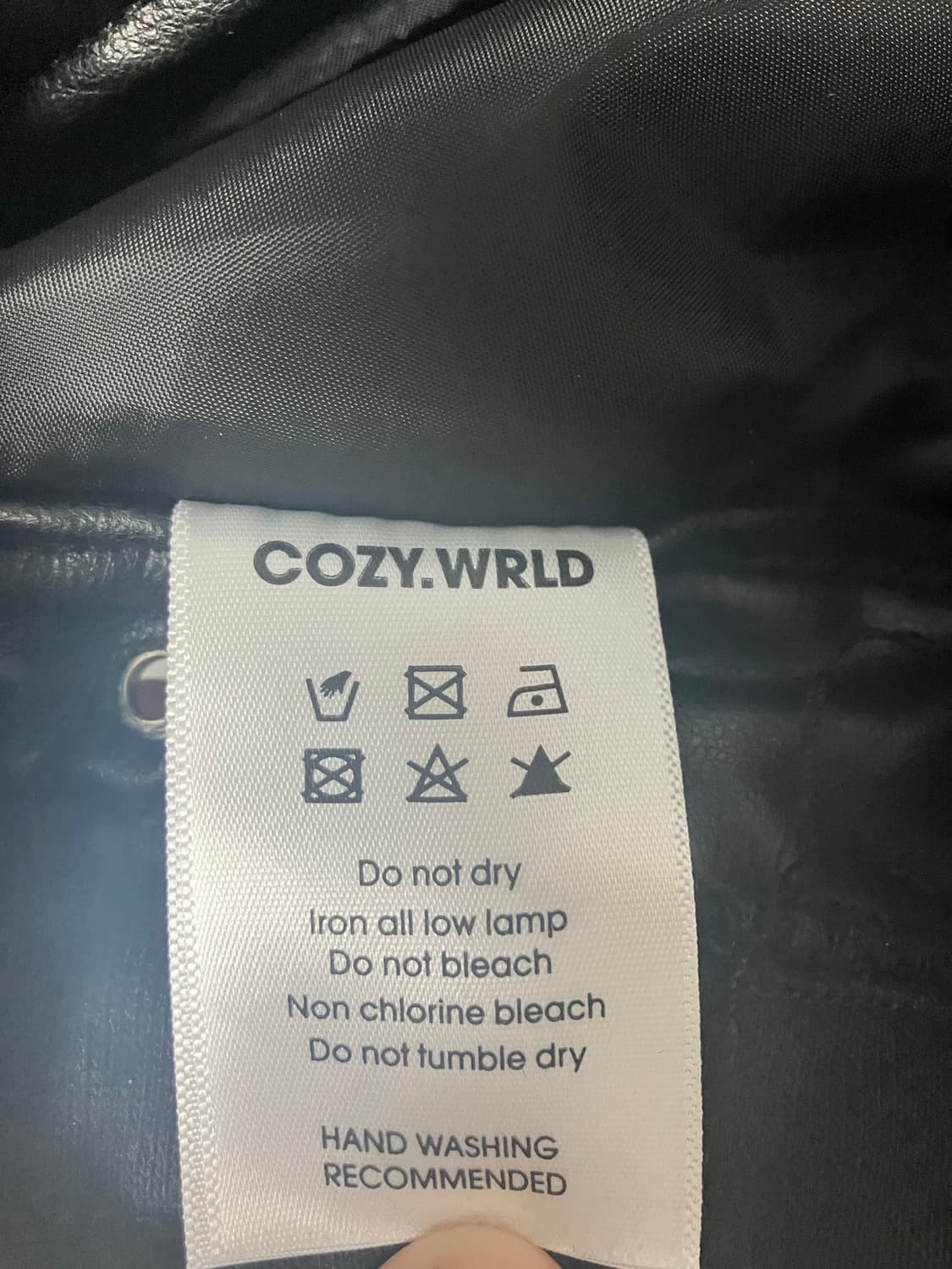 cozyworldwide 레더와이드팬츠 상품이미지5