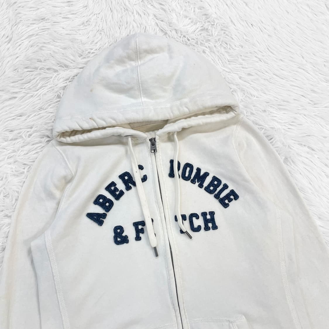 아베크롬비 아치 로고 후드집업 화이트 상품이미지3
