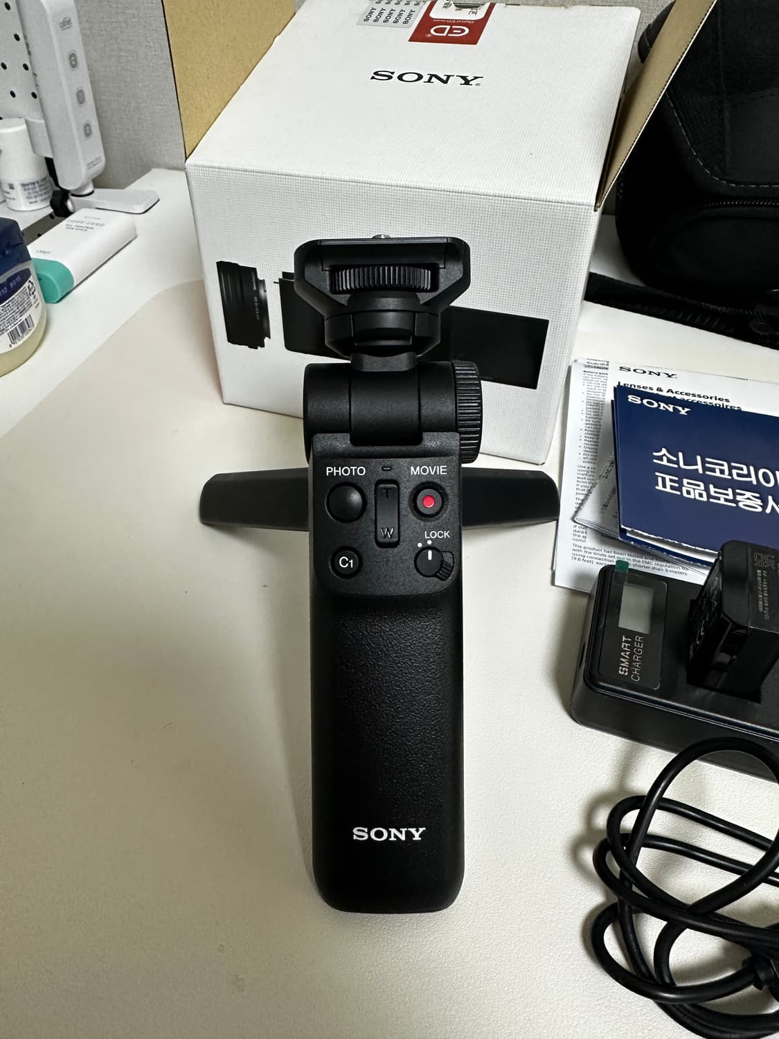 소니 ZV-E10 카메라 풀박,11만원 상당 슈팅 핸드그림 포함 상태최상 상품이미지7