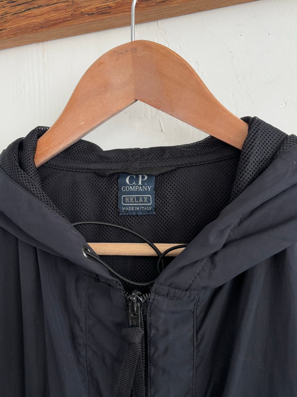 CP 컴퍼니 90s 블랙 나일론 후드 자켓 상품이미지3