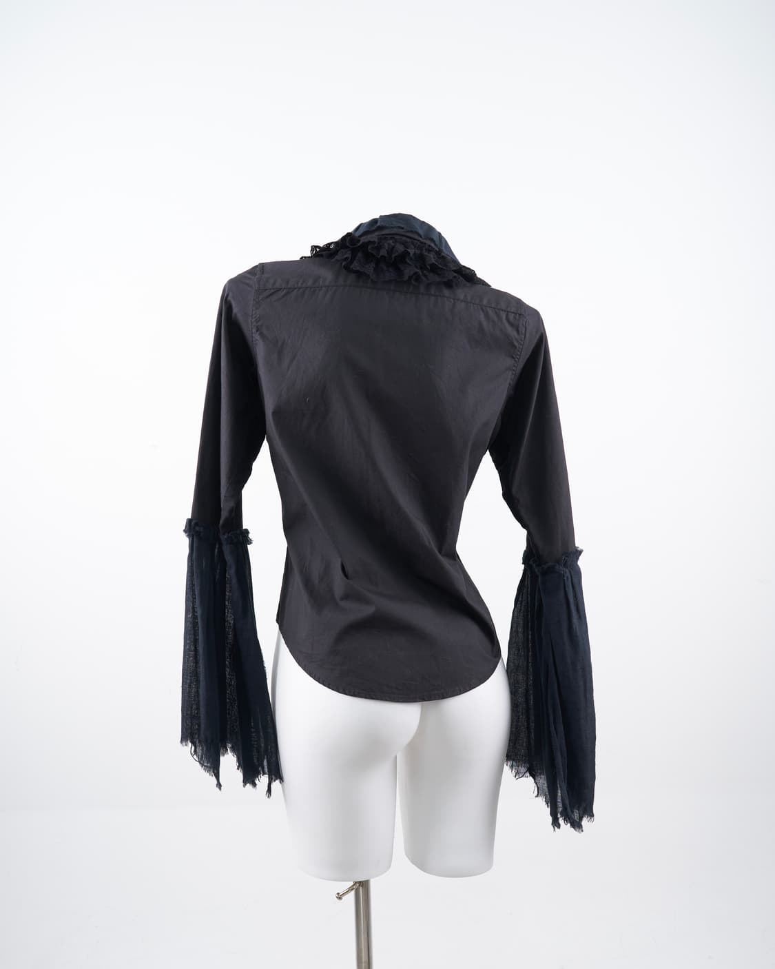 h. NAOTO 고딕 레이스 프릴 디테일 블라우스 상품이미지2