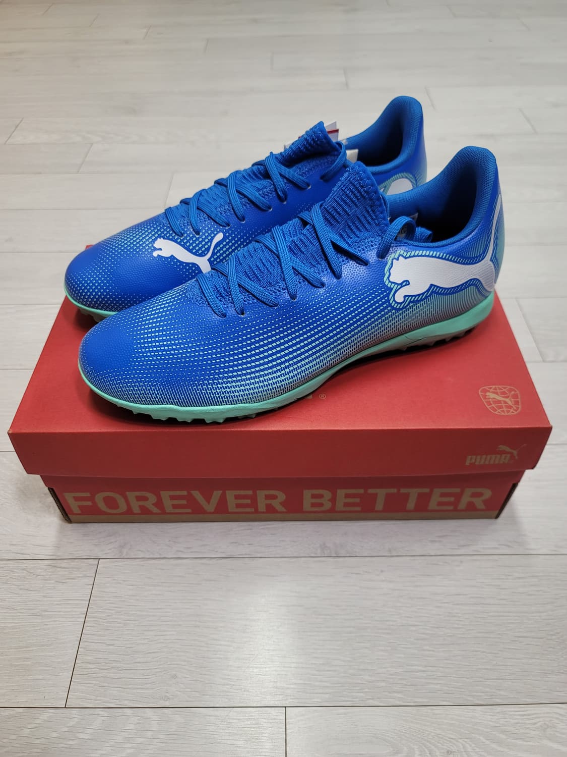 (270)푸마 풋살화 퓨처 7 플레이 TT[대전 직거래도 가능] 상품이미지3