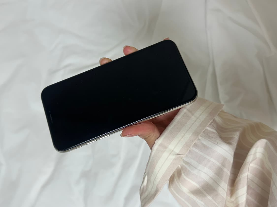 아이폰 XS 실버 색상 판매합니다 상품이미지7