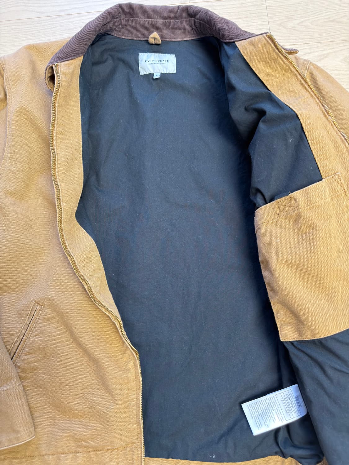 칼하트 디크로이트 자켓 언라인드 팝니다. 상품이미지3