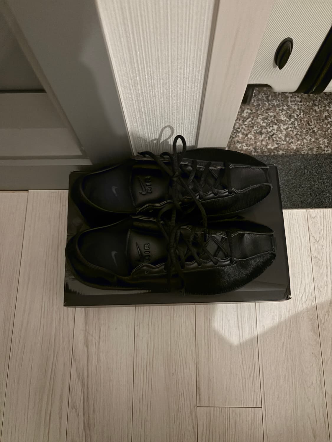 (W) 나이키 에어 슈퍼플라이 블랙 앤 오프 누아르 250 상품이미지2